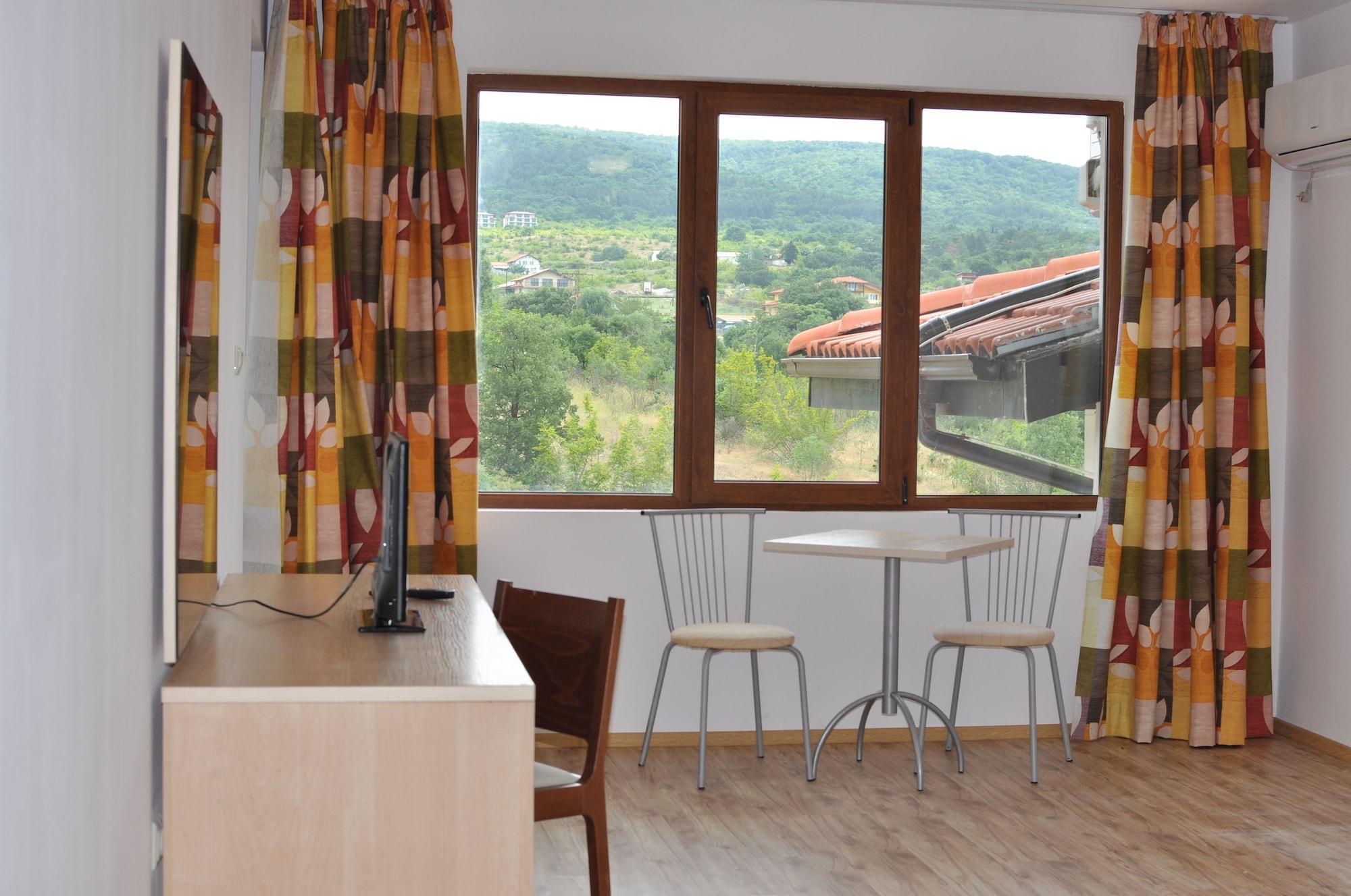 Gardenia Hills Hotel Sunny Beach Buitenkant foto
