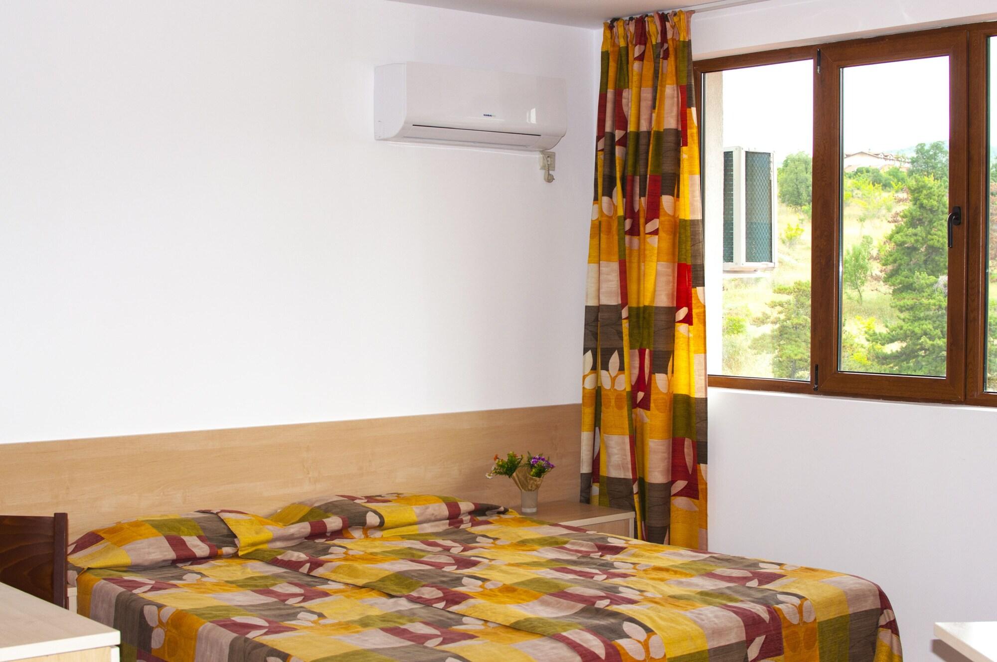 Gardenia Hills Hotel Sunny Beach Buitenkant foto