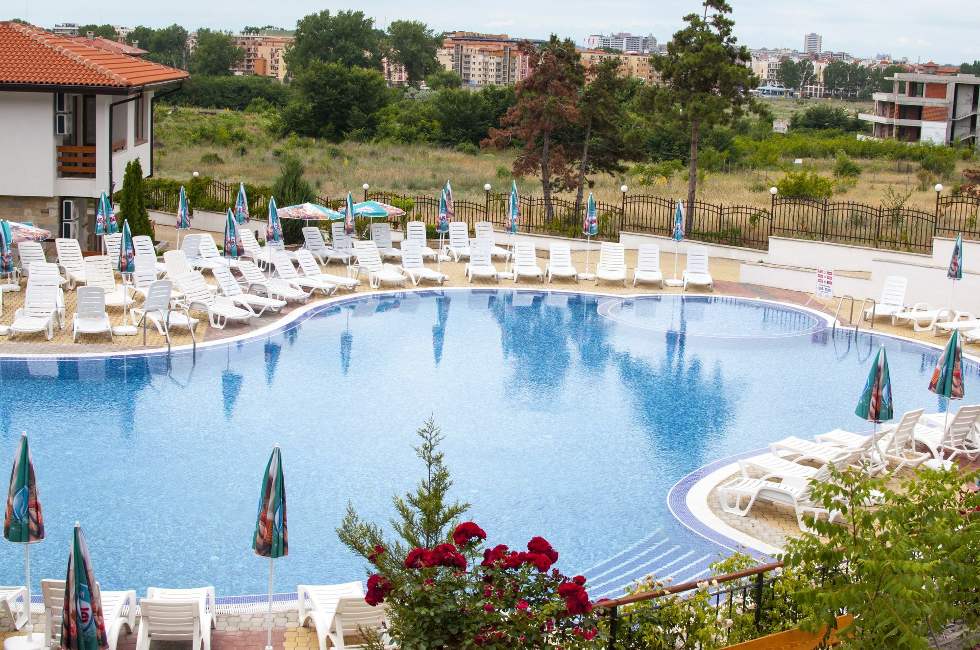 Gardenia Hills Hotel Sunny Beach Buitenkant foto