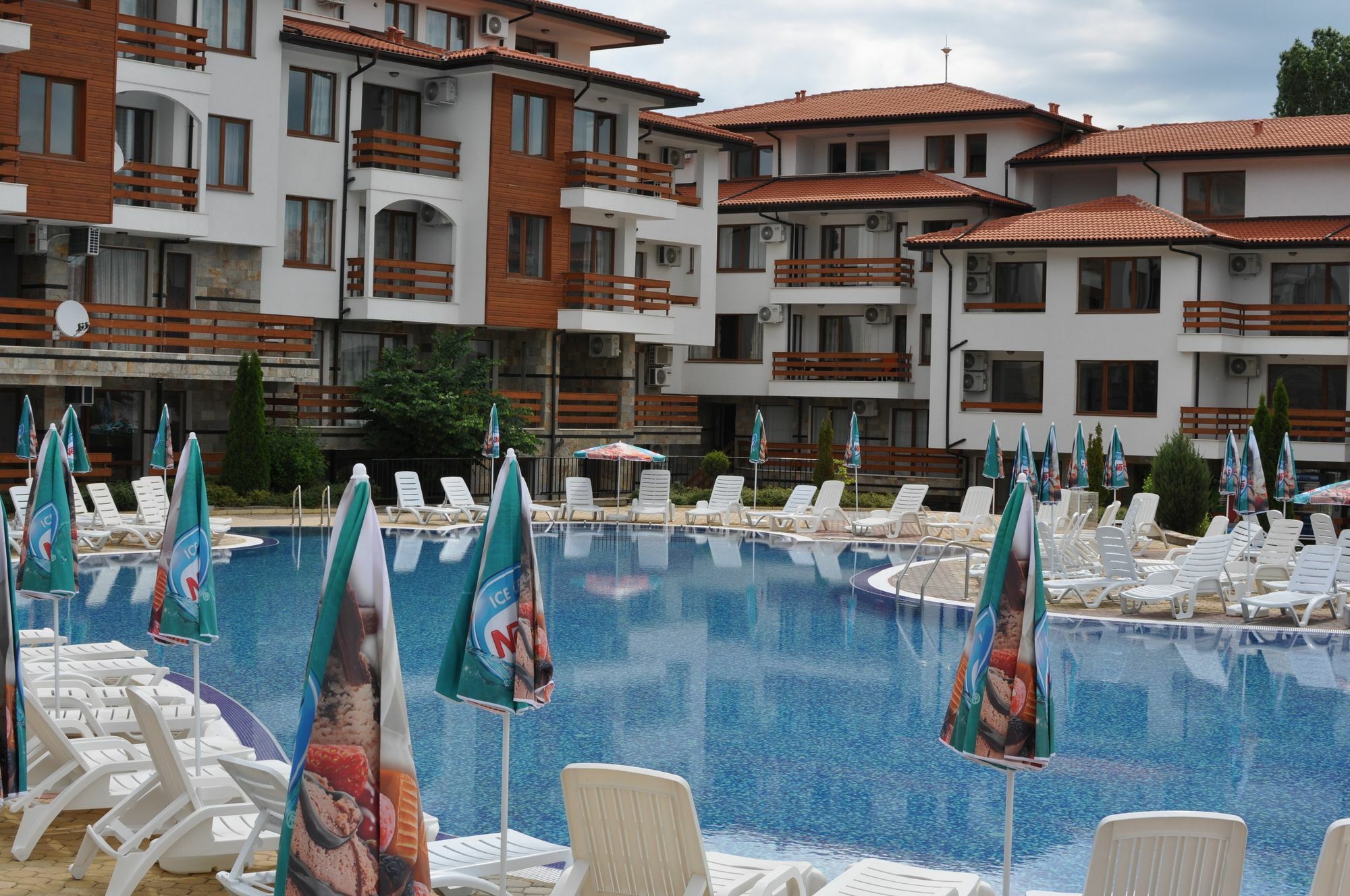 Gardenia Hills Hotel Sunny Beach Buitenkant foto